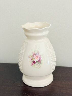 Donegal Ireland Vintage Parian China 4.5" Vase with Pink & Lavender Floral